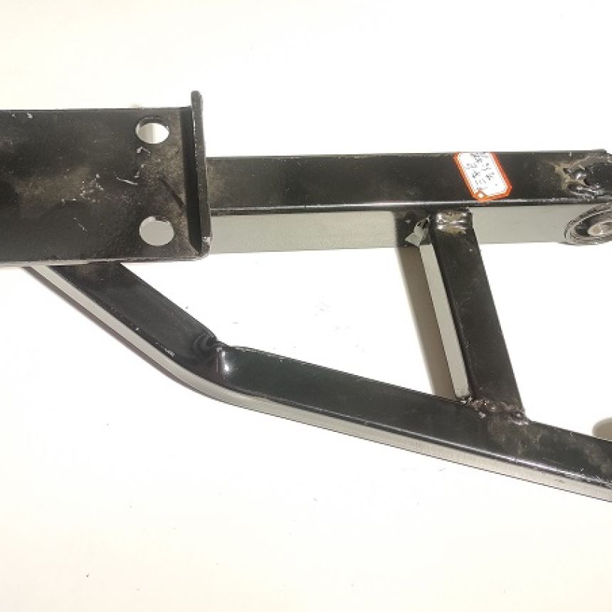 Autokruiser premium: Takatukivarsi oikea