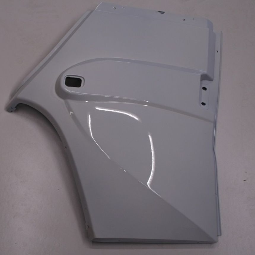 Autokruiser: Sivupaneeli vasen etu valkoinen