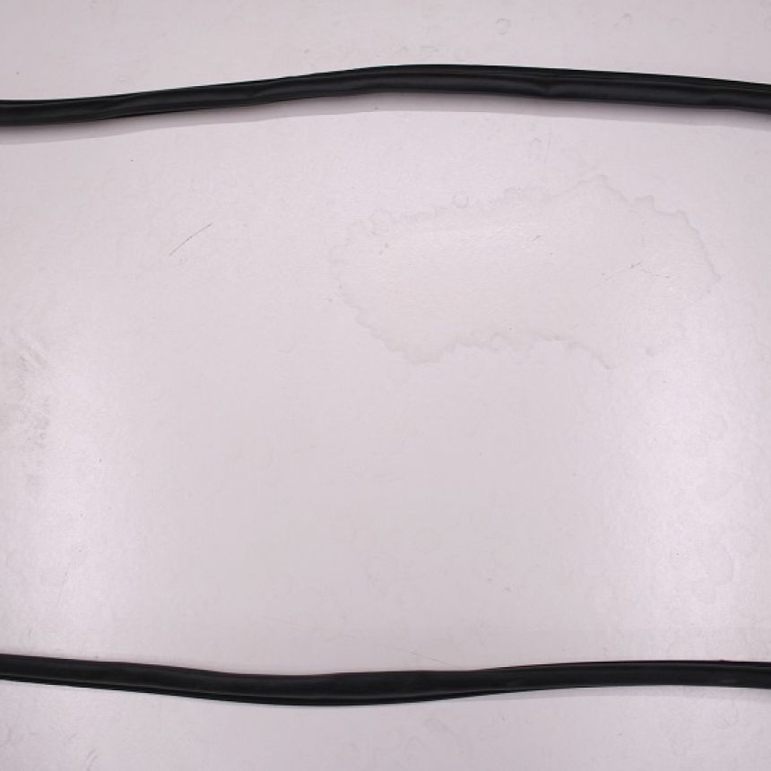 Autokruiser: Takalasin tiiviste