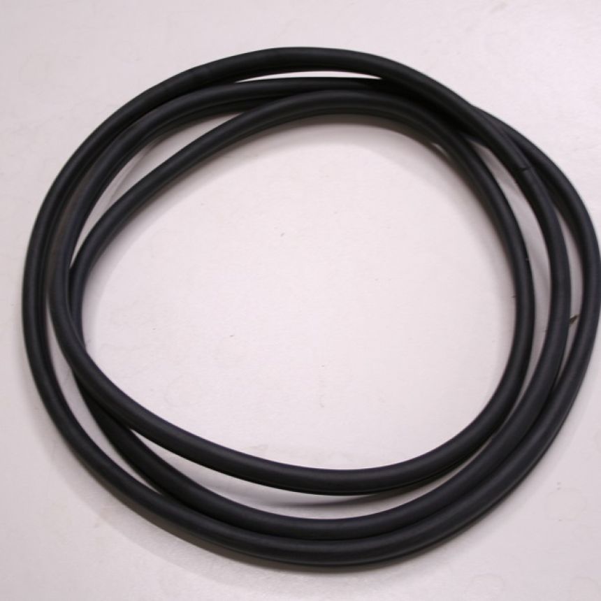 Autokruiser: Kattoikkunan tiiviste