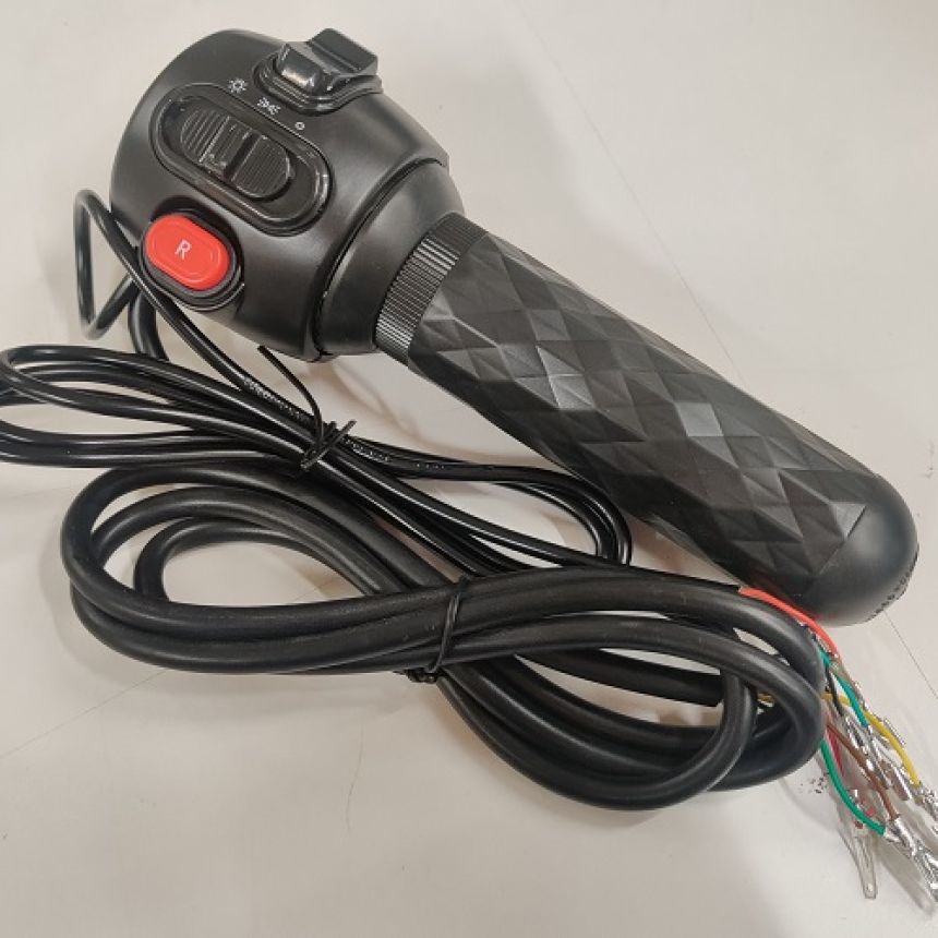 Kruiser Heritage: Oikea (kaasu) kahva