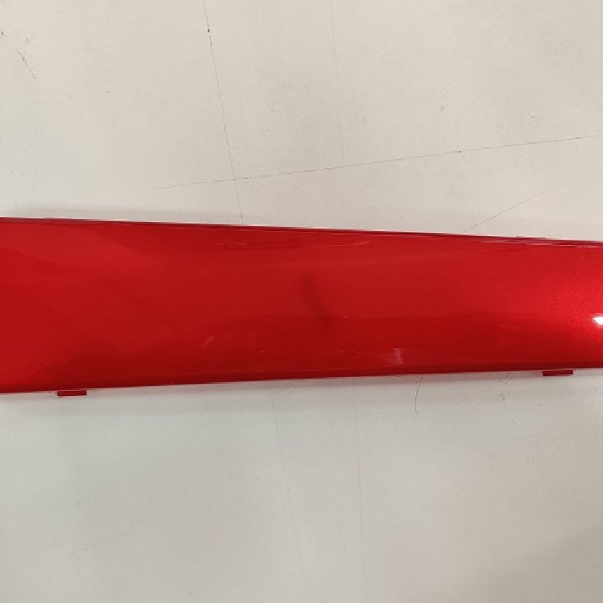 e-Move: Takahaarukan suojuksen koriste vasen punainen