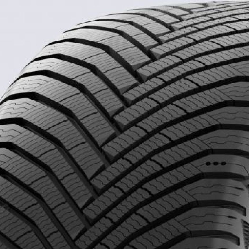 Alpin 7 XL 235/60-18 H