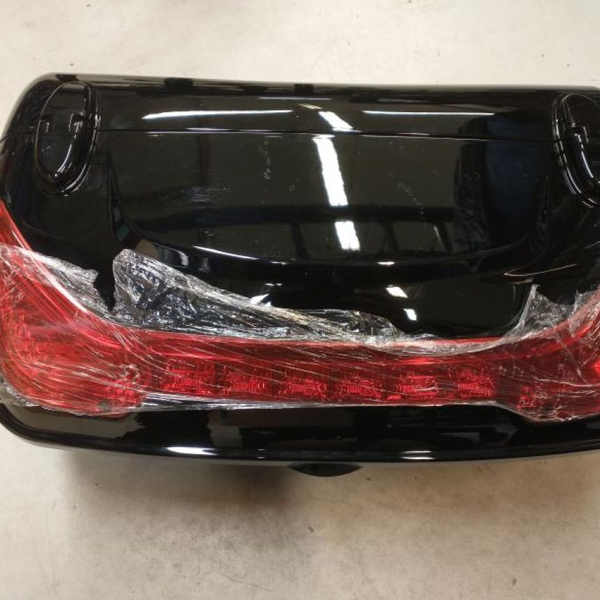 Silverfox Four: Taka säilytyslaatikko musta